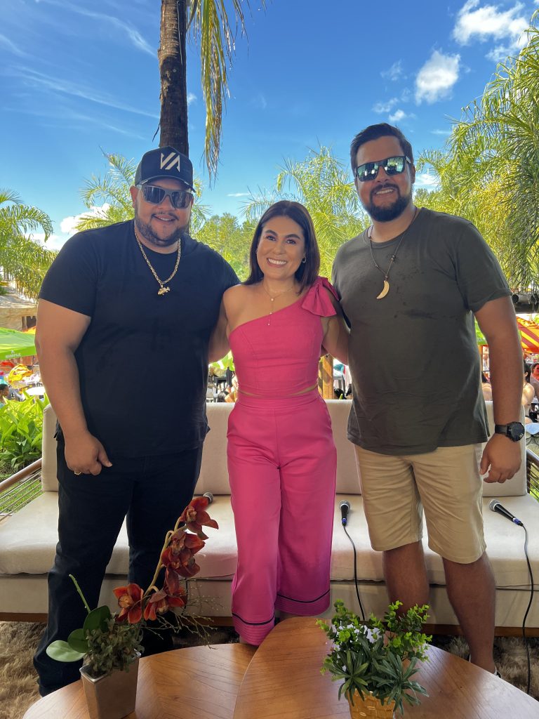 Zé Ricardo E Thiago no Programa da marcela Especial de Verão no Lagoa